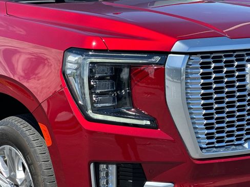 Used 2024 GMC Yukon Denali AWD/4WD image 46