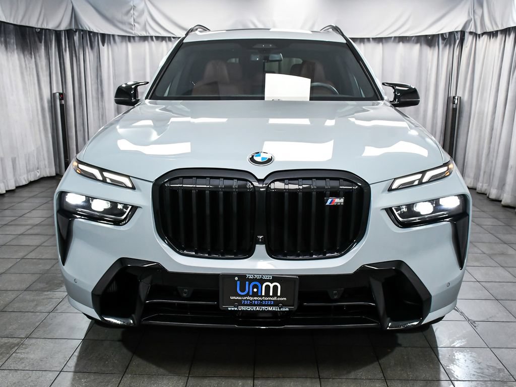 Used 2026 BMW X7 M60i AWD/4WD image 2