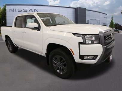 New 2025 Nissan Frontier SV w/ SV Convenience Package