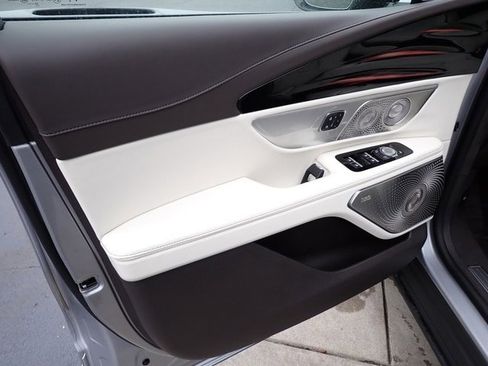 New 2026 Lincoln Nautilus Black Label w/ Jet Appearance Package image 19