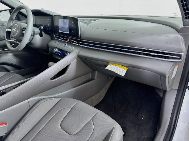 New 2026 Hyundai Elantra SEL FWD image 43