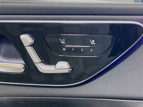 Used 2026 Mercedes-Benz GLC 350e 4MATIC image 24