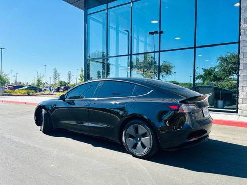 Used 2021 Tesla Model 3 Long Range AWD/4WD image 12