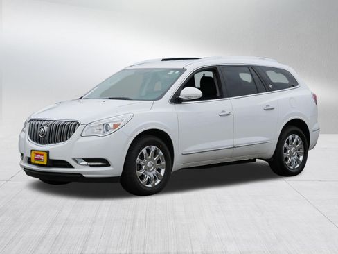Used 2017 Buick Enclave Leather image 3