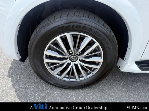 Used 2023 Nissan Armada SL w/ Captain's Chairs Package AWD/4WD image 12