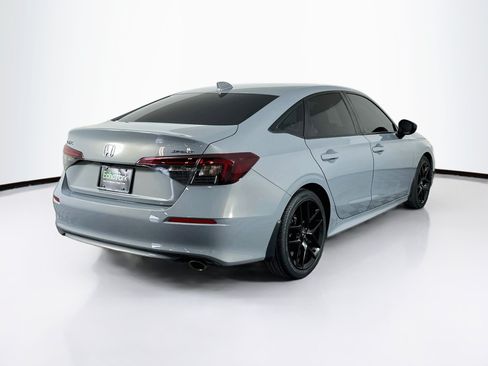 Used 2025 Honda Civic Sport image 9