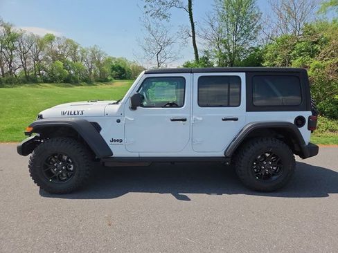 Used 2026 Jeep Wrangler Unlimited Sport AWD/4WD image 13