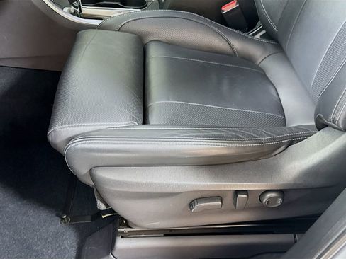 Used 2021 Subaru Ascent Limited w/ Technology Package image 23