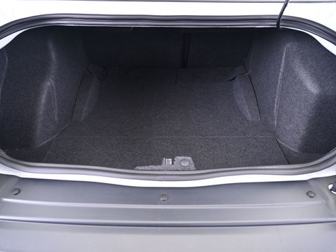 Used 2015 Dodge Challenger SRT Hellcat image 15