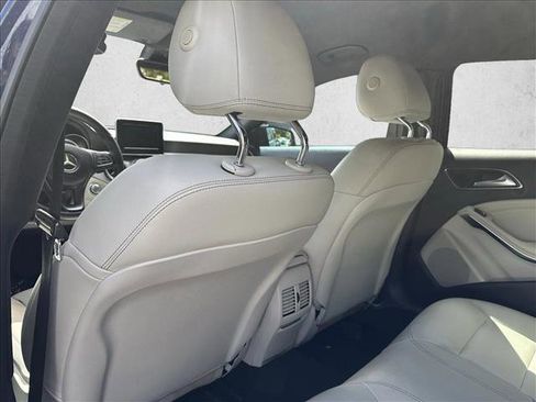 Used 2017 Mercedes-Benz GLA 250 image 20