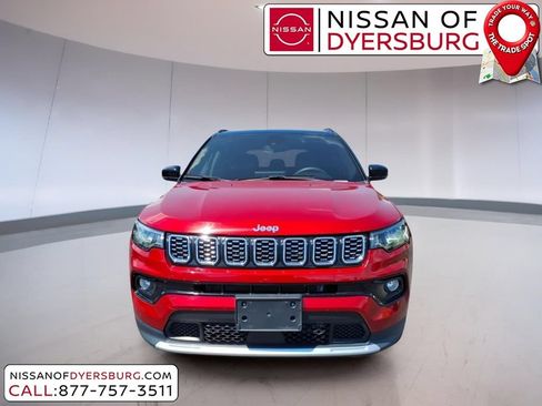 Used 2025 Jeep Compass Limited AWD/4WD image 8