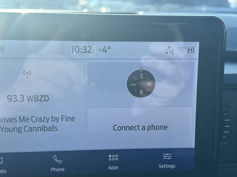 Used 2023 Ford Explorer XLT image 27