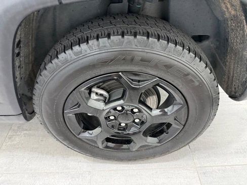 Used 2024 Jeep Compass Trailhawk AWD/4WD image 5