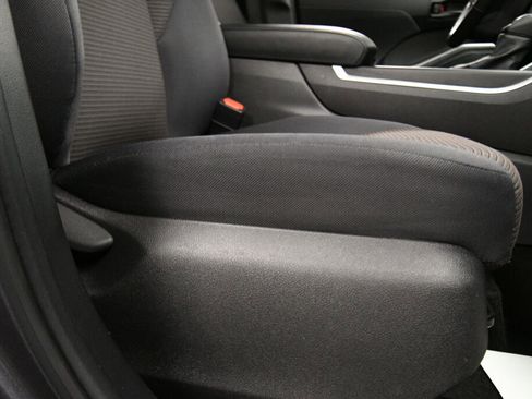 Certified 2024 Toyota Corolla Cross LE image 29