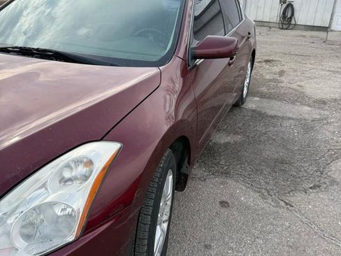 Used 2011 Nissan Altima 2.5 S w/ Convenience Pkg image 3