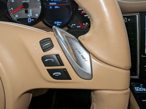 Used 2011 Porsche Panamera 4S image 50