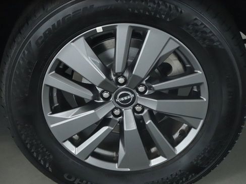 Certified 2025 Nissan Pathfinder SV FWD image 41
