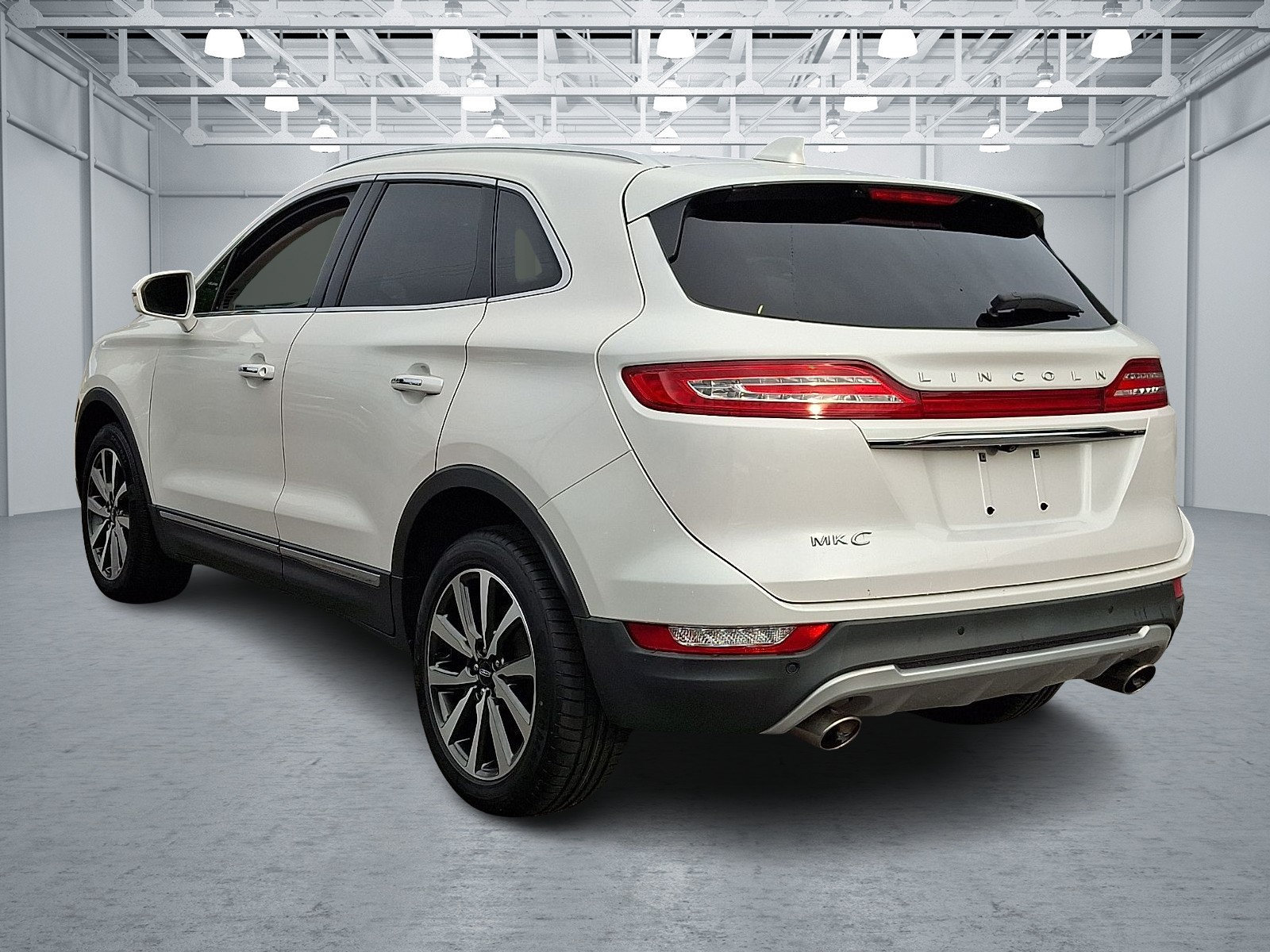 Used 2019 Lincoln MKC Reserve w/ MKC Climate Package AWD/4WD image 4