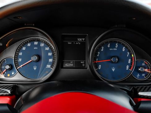Used 2018 Maserati GranTurismo Sport RWD image 20