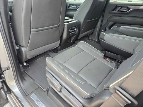 New 2026 GMC Yukon Elevation w/ Elevation Premium Package image 11