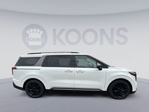 New 2026 Kia Carnival SX w/ SX Dark Edition Package FWD image 8