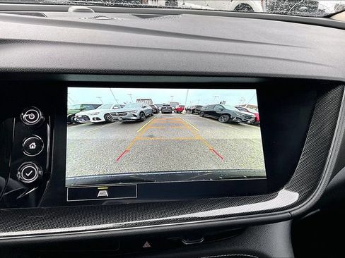 Used 2023 Buick Envision Essence w/ Sport Touring Package AWD/4WD image 20
