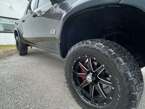 Used 2019 Chevrolet Silverado 1500 RST w/ All-Star Edition image 17