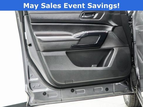 Used 2025 Nissan Pathfinder SV AWD/4WD image 41