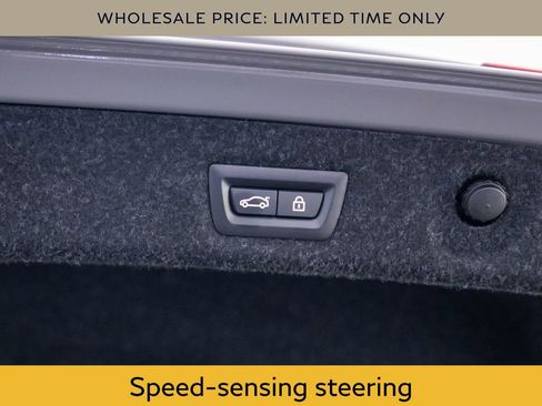 Used 2022 BMW 530e xDrive image 30