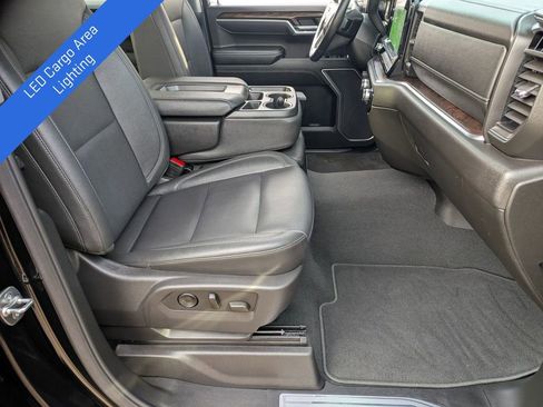 Certified 2025 GMC Sierra 1500 SLT image 47