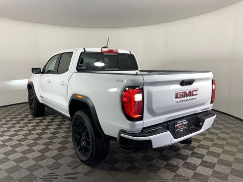Used 2025 GMC Canyon Elevation w/ Convenience Package image 8