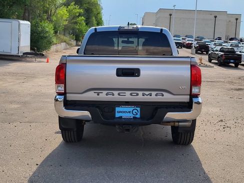 Used 2017 Toyota Tacoma TRD Off-Road w/ Tow Package (A/T) AWD/4WD image 31