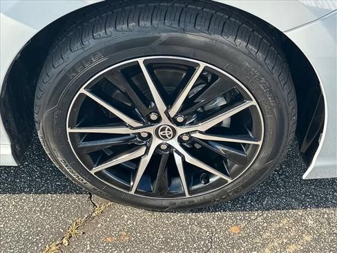 Used 2024 Toyota Camry SE FWD image 33