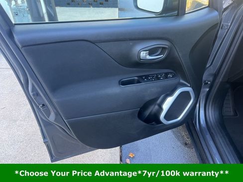 Certified 2021 Jeep Renegade Latitude image 30