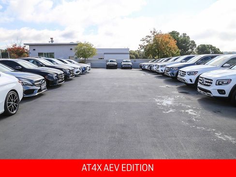 Used 2024 GMC Sierra 2500 AT4X w/ AT4X AEV Edition AWD/4WD image 38