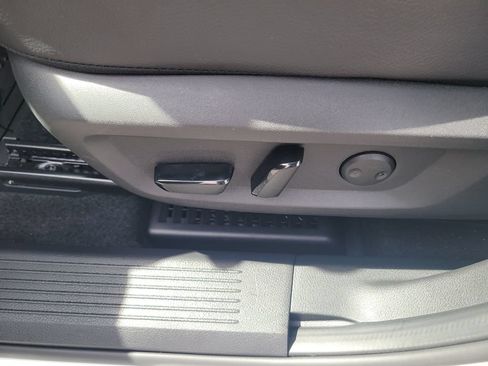 Used 2021 Nissan Rogue SL w/ Premium Package FWD image 22