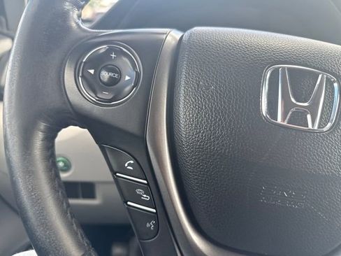 Used 2019 Honda Ridgeline RTL image 25