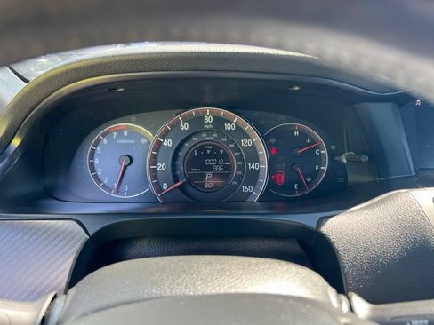 Used 2016 Honda Accord Sport image 19