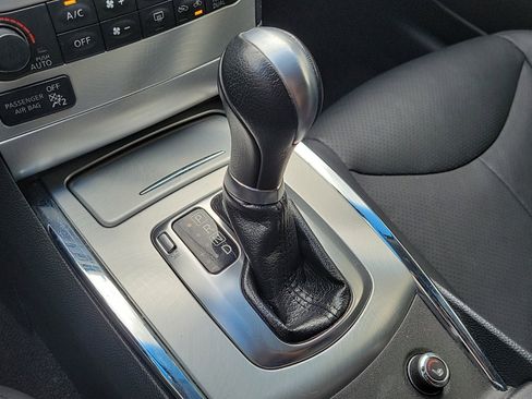 Used 2014 INFINITI Q60 Journey w/ Premium Package image 25