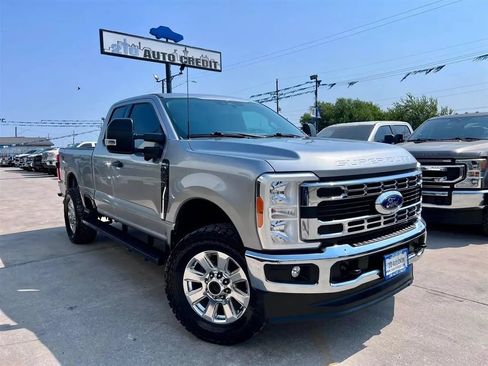 Used 2023 Ford F250 XLT w/ 360-Degree Camera Package AWD/4WD image 1