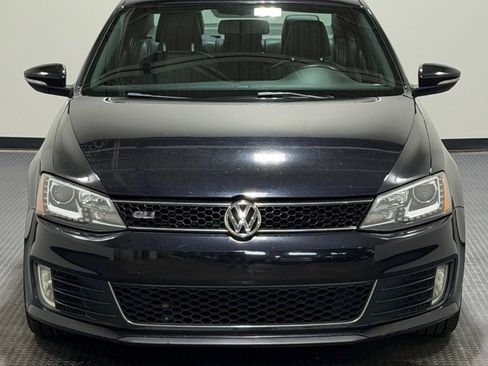 Used 2014 Volkswagen Jetta GLI Autobahn FWD image 3