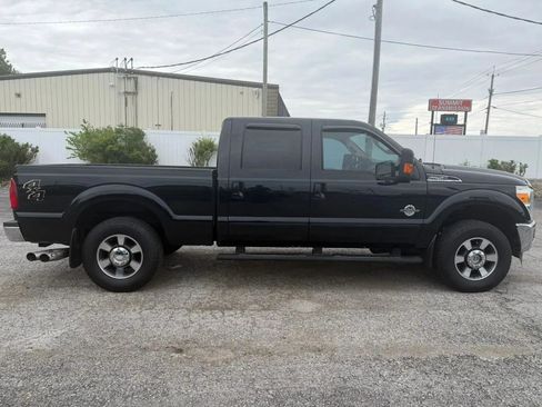 Used 2011 Ford F250 Lariat w/ Lariat Interior Pkg AWD/4WD image 6