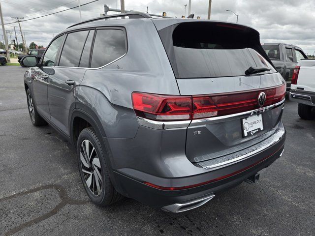 Used 2024 Volkswagen Atlas SE AWD/4WD image 7