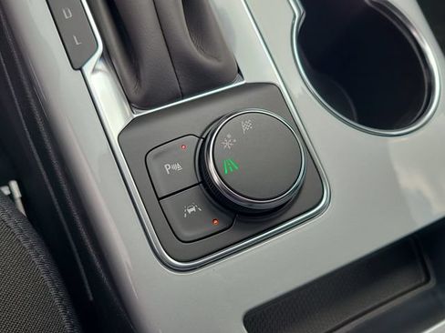 New 2026 Chevrolet Blazer LT FWD image 31
