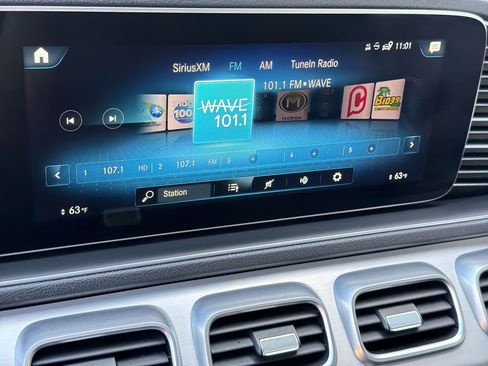 Used 2022 Mercedes-Benz GLE 350 4MATIC w/ Premium Package image 23
