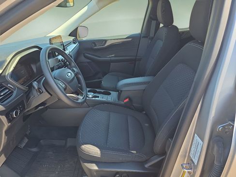 Used 2023 Ford Escape Active image 10