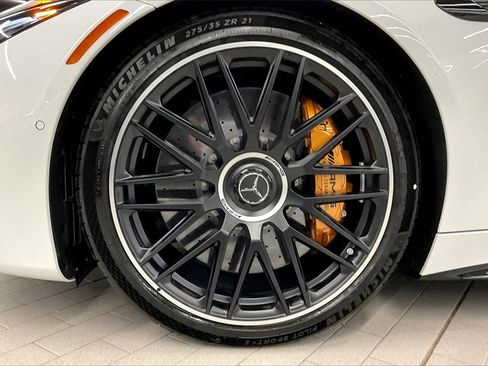 New 2026 Mercedes-Benz SL 63 AMG S e Performance 4MATIC image 10