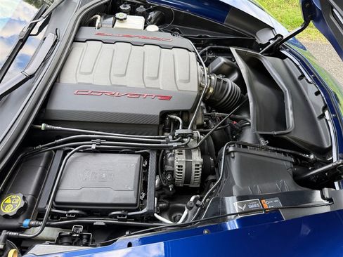 Used 2017 Chevrolet Corvette Stingray Coupe w/ Carbon Flash Badge Package RWD image 62