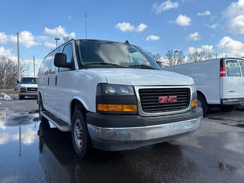 Used 2024 GMC Savana 2500 w/ Driver Convenience Package image 14