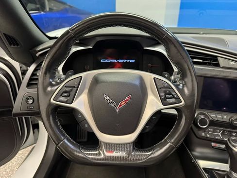 Used 2017 Chevrolet Corvette Z06 w/ Z07 Performance Package RWD image 17
